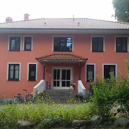 Fewo 1 Waren Mueritz - Haus Buchen Am Tiefwarensee - 1 Zi Exteriör bild