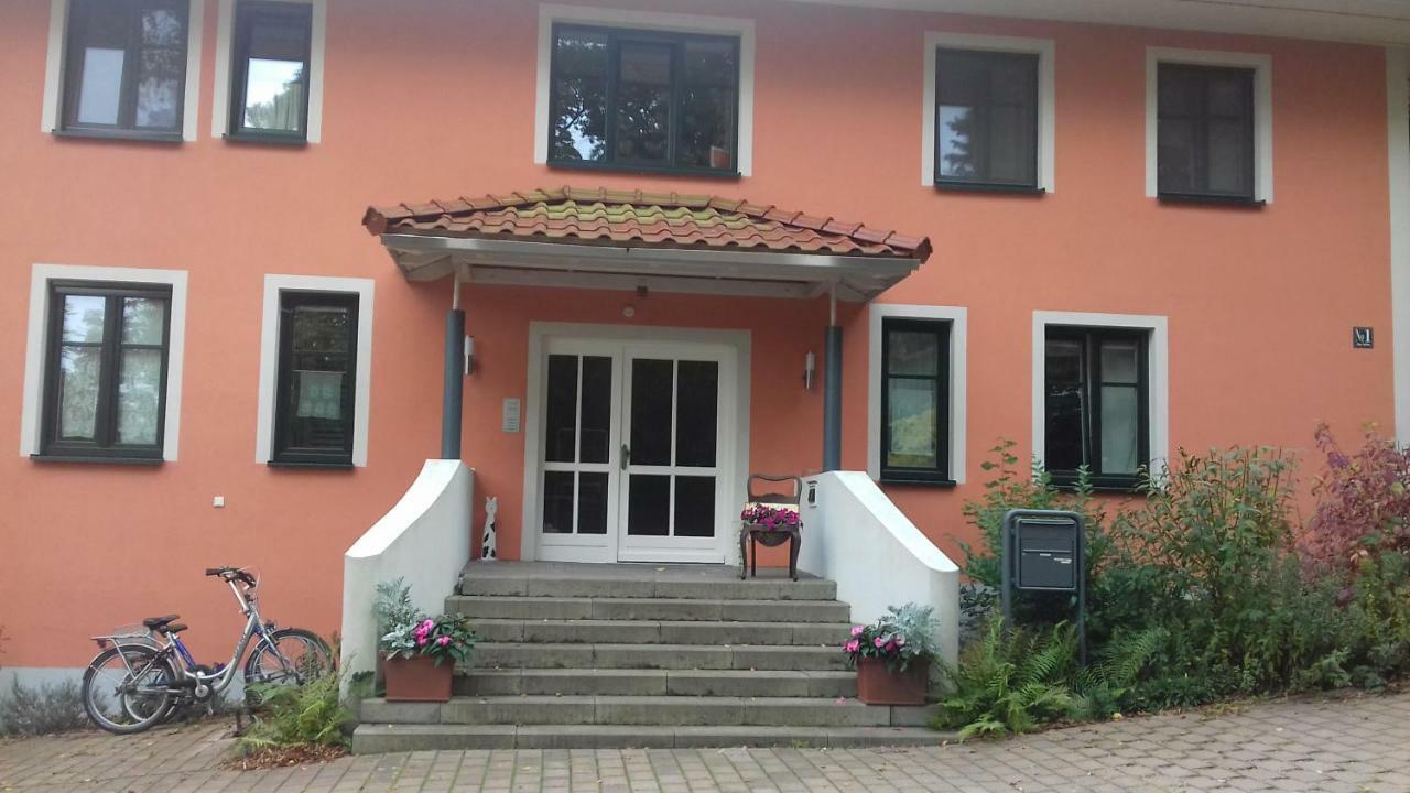 Fewo 1 Waren Mueritz - Haus Buchen Am Tiefwarensee - 1 Zi Exteriör bild